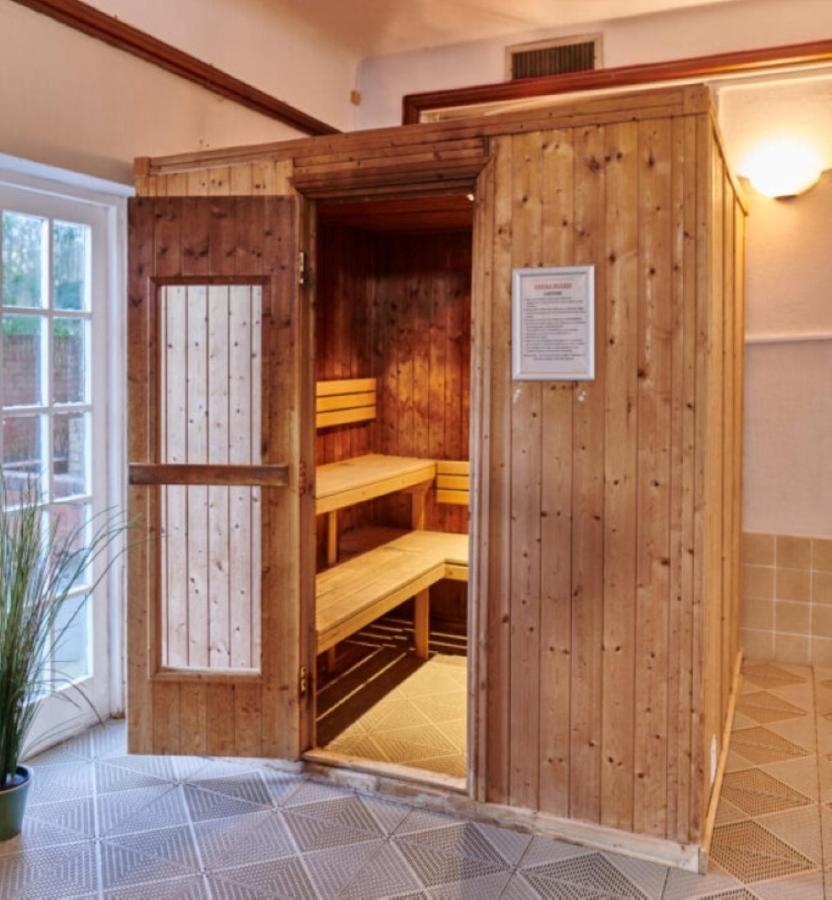 Burnham Beeches Hotel Buitenkant foto